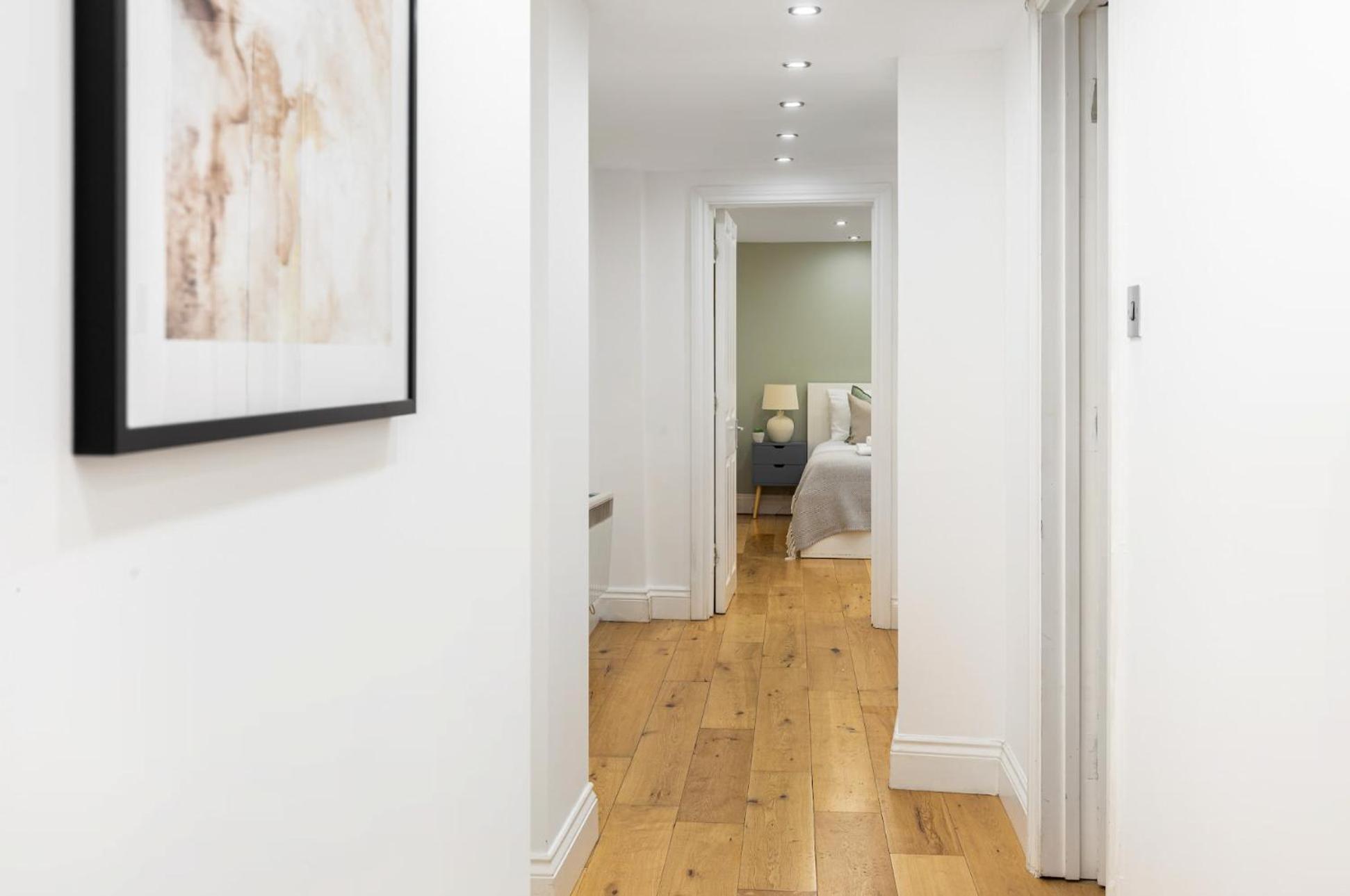 Stylish In Camden Apartment *