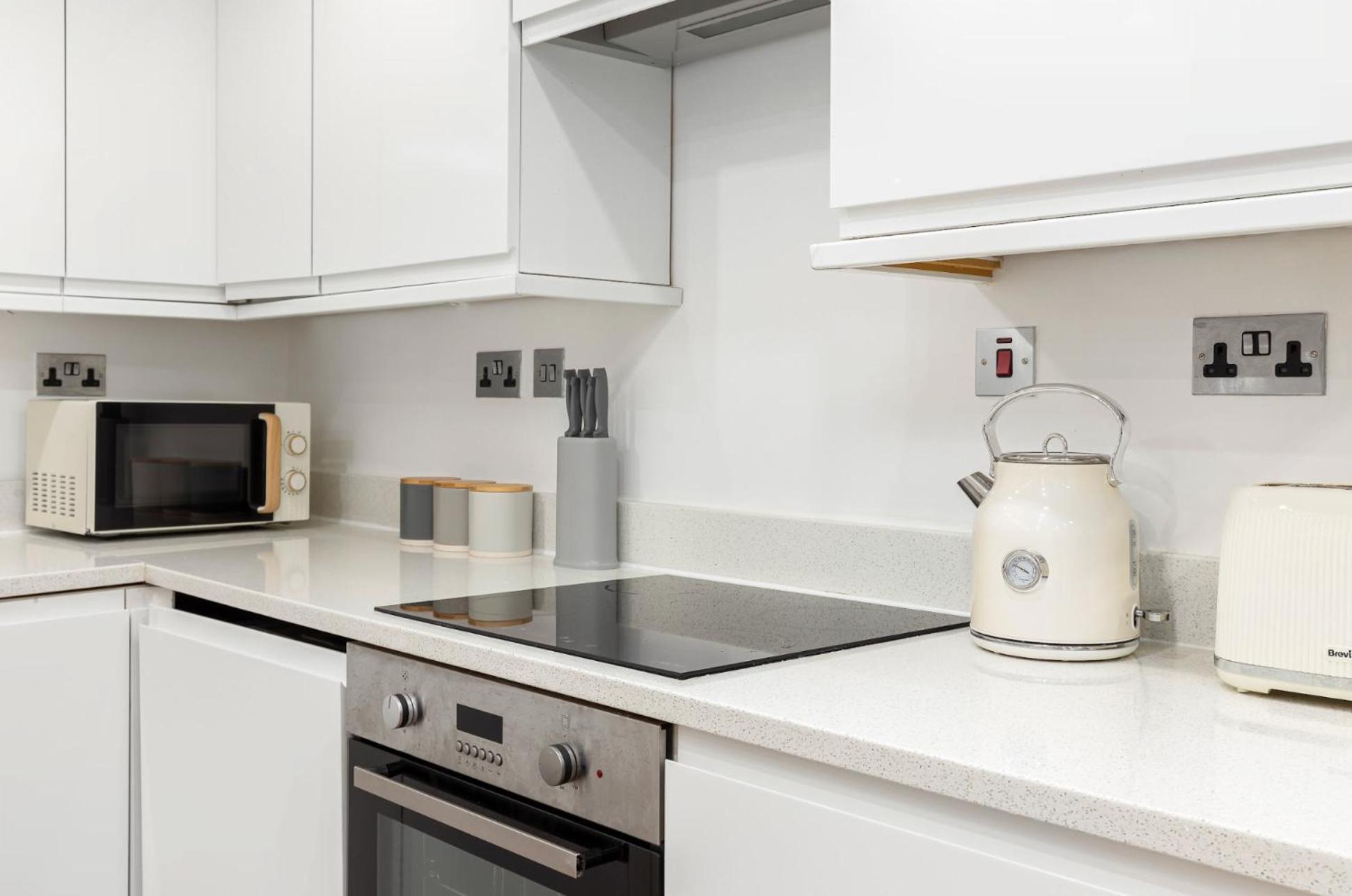 Stylish In Camden Apartment *